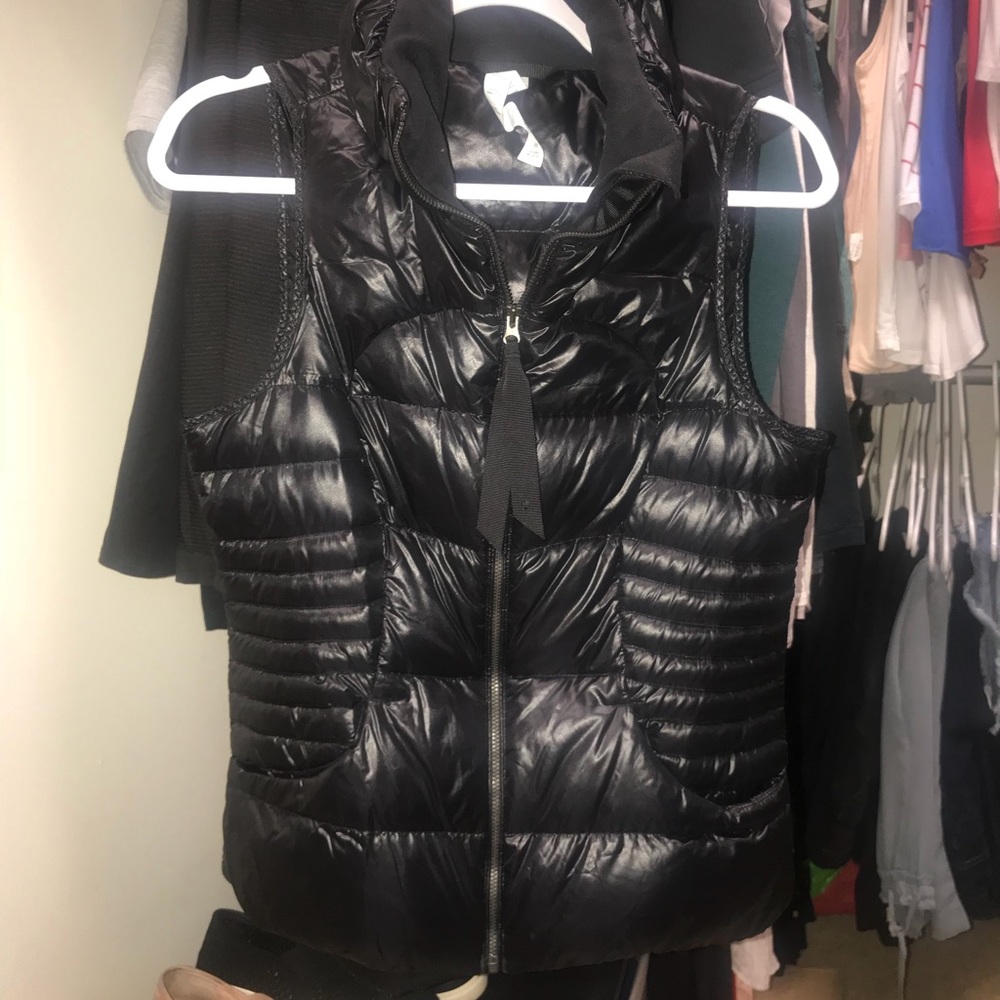 Lululemon vest